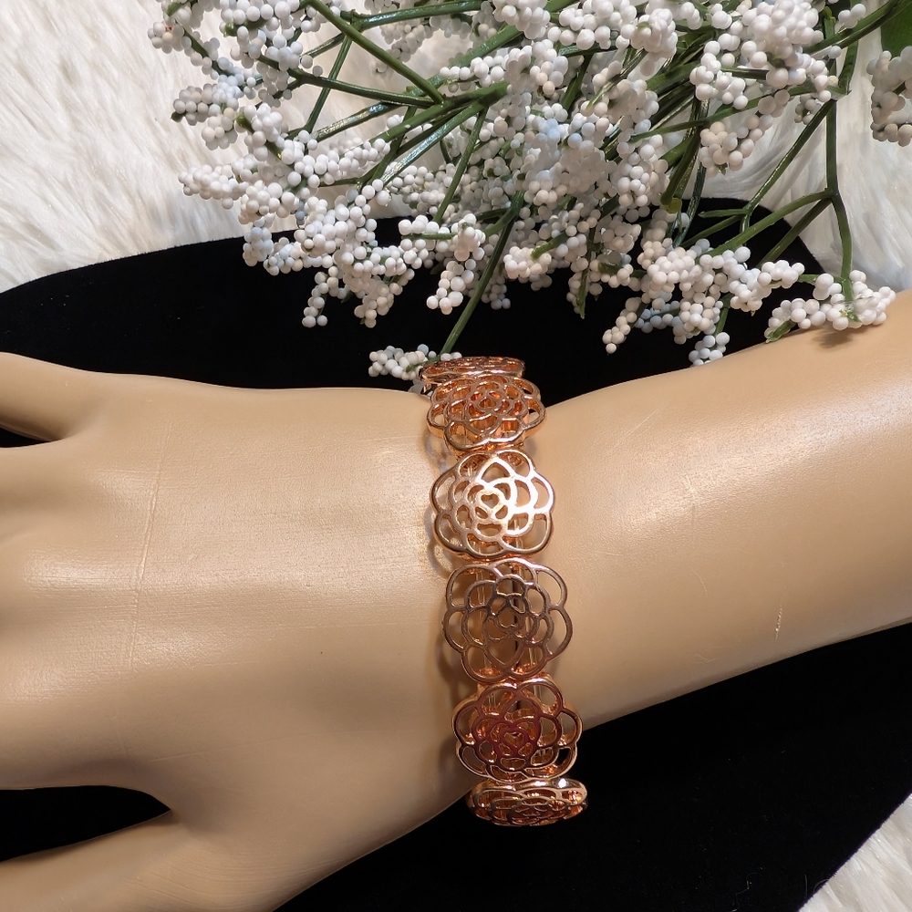 INC Rose Gold Filigree Floral Stretch Bracelet